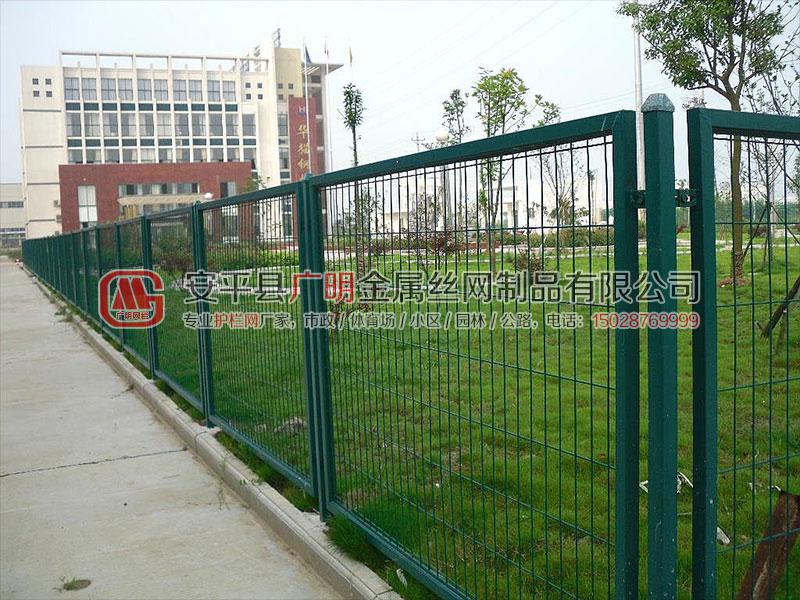 護(hù)欄網(wǎng)-按結(jié)構(gòu)分類